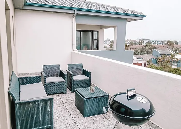 Cape Mae Apartment Hotel