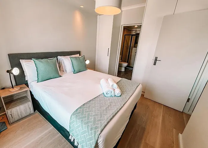 Cape Mae Apartment Hotel