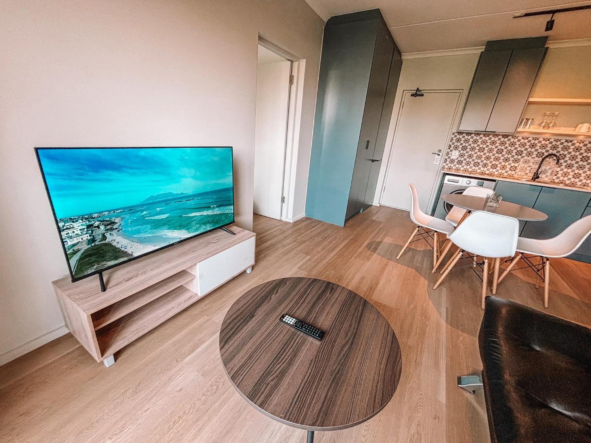Cape Mae Apartment