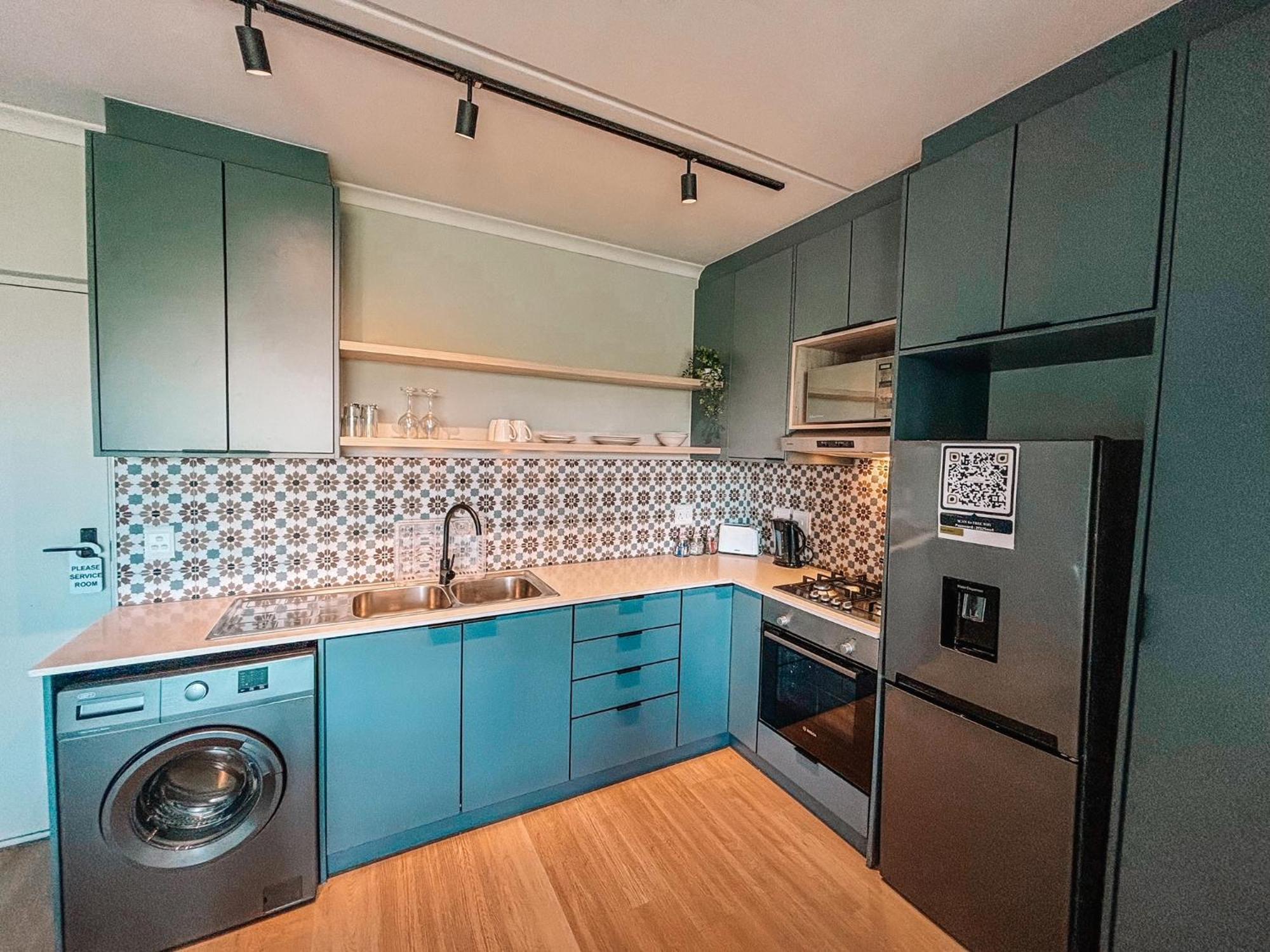Cape Mae Apartment *